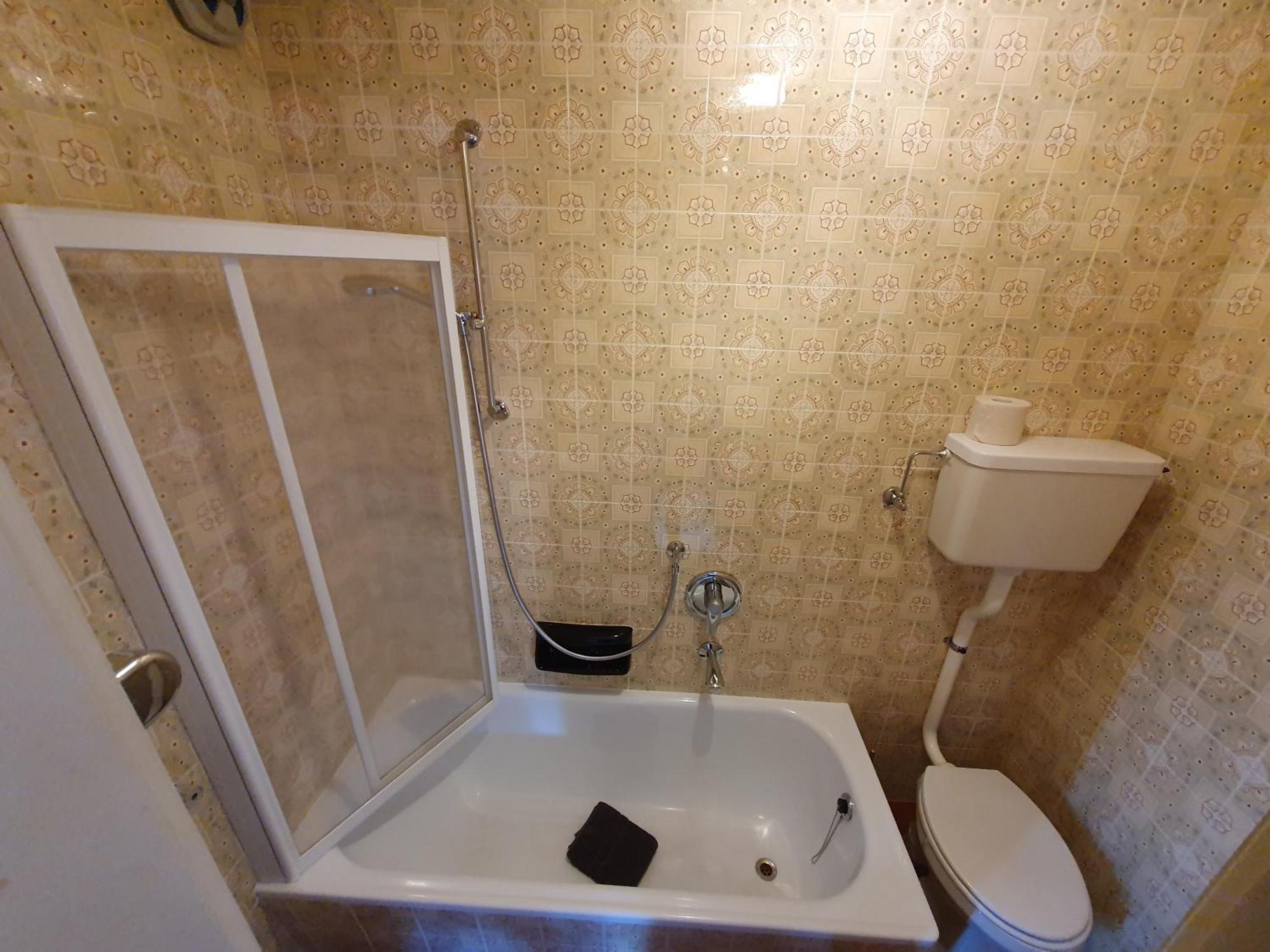 Double Room (1 Adult + 1 Child)